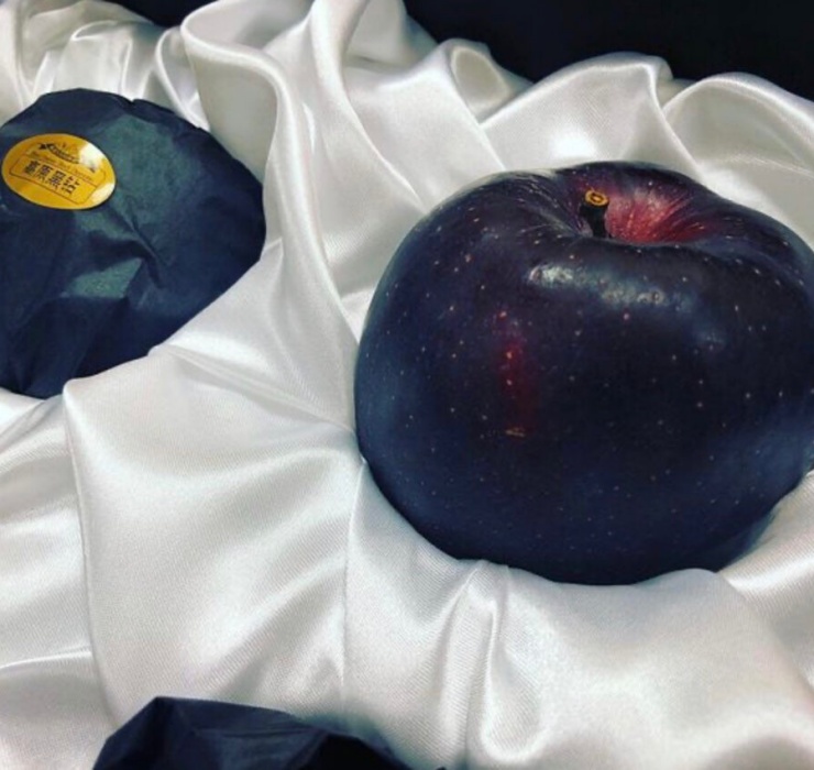 Chuối xanh lam, táo đen và những loại quả lạ chưa thể trồng ở Việt Nam-8