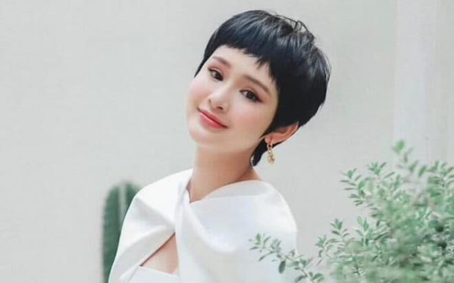 Á hậu Huyền My bất ngờ đăng ảnh chơi golf giữa drama của Hiền Hồ, ai ngờ bị hỏi luôn: Kiếm được đại gia chưa?-7