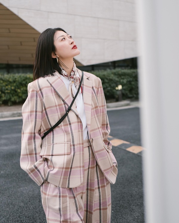 Chọn đồ đi ăn cưới: Tinh tế nhất là mặc 5 kiểu trang phục này-6