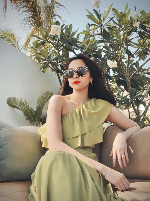 Hoa hậu - Đại gia: Công thức cũ nhưng thời nào cũng hợp mốt, thắng cửa 1 cuộc thi là rộng đường cơ hội!-34