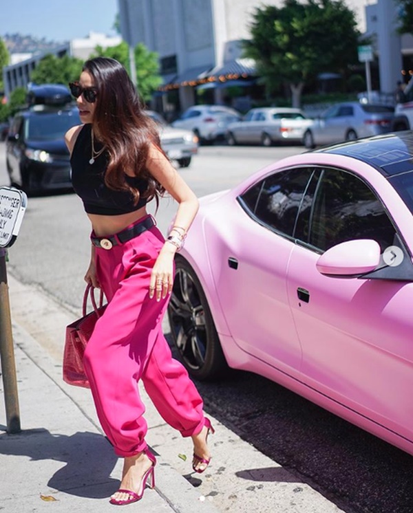 Hoa hậu - Đại gia: Công thức cũ nhưng thời nào cũng hợp mốt, thắng cửa 1 cuộc thi là rộng đường cơ hội!-44