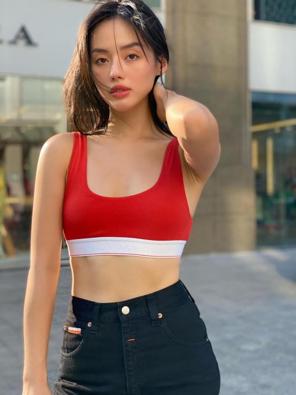 Khánh Linh The Face hé lộ không gian trong căn penthouse duplex tại TP Hồ Chí Minh-2