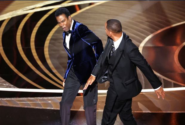 Will Smith chính thức xin lỗi Chris Rock sau cái tát bẽ bàng tại Oscar, Viện Hàn Lâm vào cuộc điều tra vụ việc-1