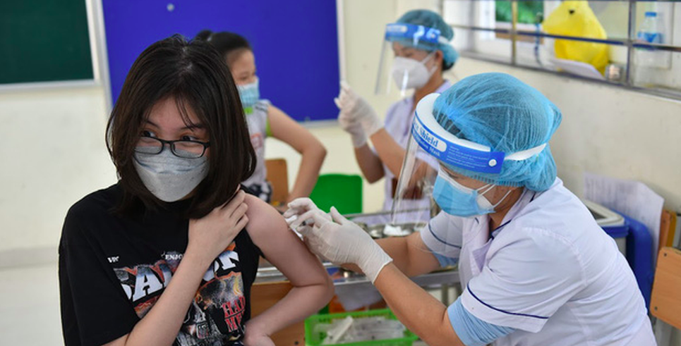 Nhiều phụ huynh quan sát thêm trước khi tiêm vaccine cho trẻ 5-12 tuổi-1