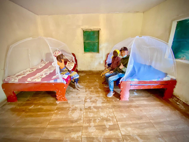 Từng vay 150 triệu đi xuất khẩu lao động - nay lên chức phó chủ tịch kiêm idol cõi mạng: Quang Linh Vlogs đã giàu cỡ nào?-6