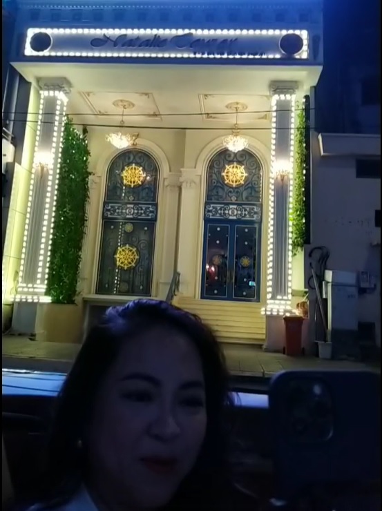 Hé lộ căn biệt thự trăm tỷ bà Phương Hằng cho con gái duy nhất-5