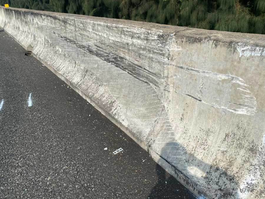 Xe chở Phó chủ tịch TP.HCM gặp tai nạn trên cao tốc-3