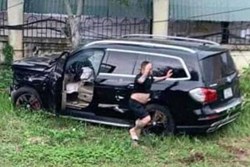 Vụ Mercedes 'điên' gây tai nạn khiến người phụ nữ đứt lìa chân tay: Tài xế có thể đối mặt 10 năm tù?