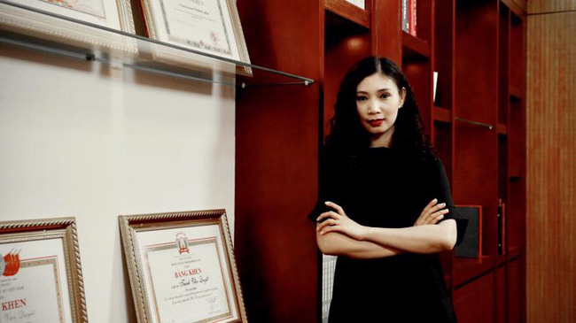 Vũ Đặng Hải Yến - Nữ tướng bí ẩn cầm trịch tập đoàn FLC thay thế Chủ tịch Trịnh Văn Quyết có thân phận khủng như thế nào?-4