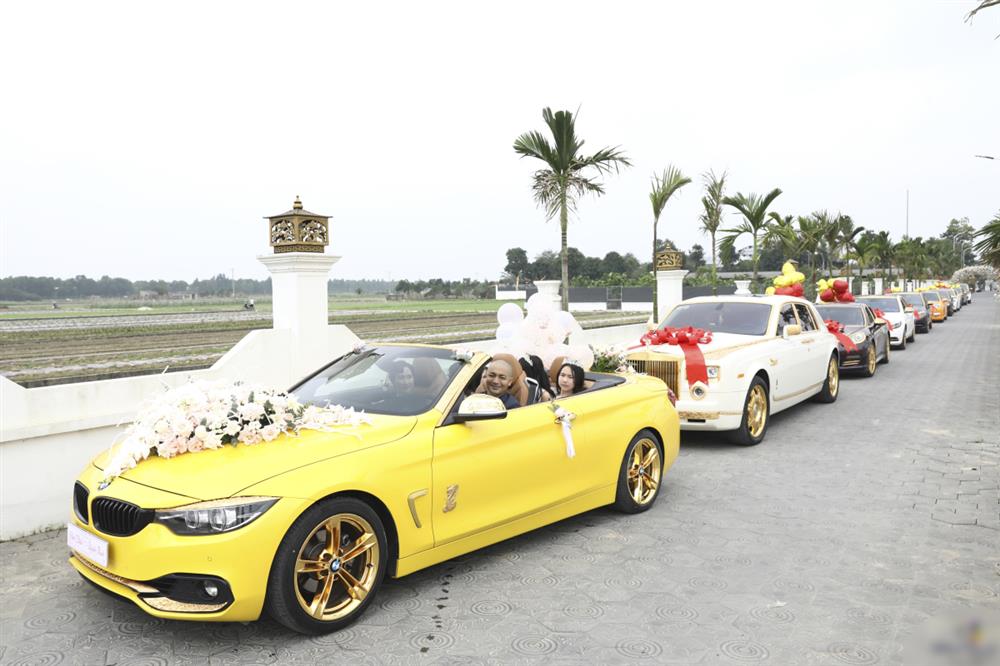 Đại gia buôn lợn nói về dàn siêu xe, đám cưới kỷ niệm to nhất Hải Dương-3