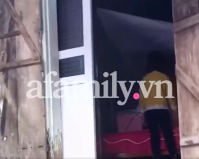 Chị dạy em phải có lương tâm nghĩ cho bố mẹ, dân mạng xuýt xoa có cô con gái hiểu chuyện thật mát lòng mát dạ-1