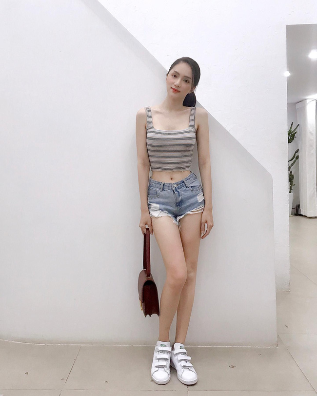 Chỉ là quần jean short đơn giản, sao Việt vẫn mix được những bộ cánh cực sang xịn mịn-12