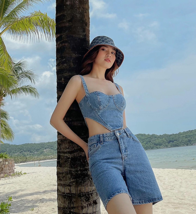 Chỉ là quần jean short đơn giản, sao Việt vẫn mix được những bộ cánh cực sang xịn mịn-6