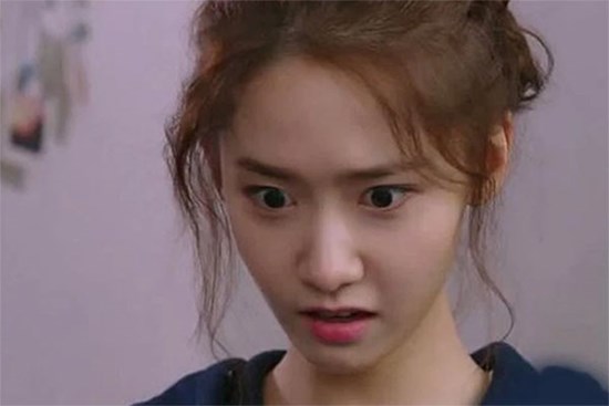 Sinh con xong chồng đòi ngủ riêng, buổi tối dậy cho con ăn tôi thuận tiện giúp chồng đắp chăn, ngày hôm sau ly hôn