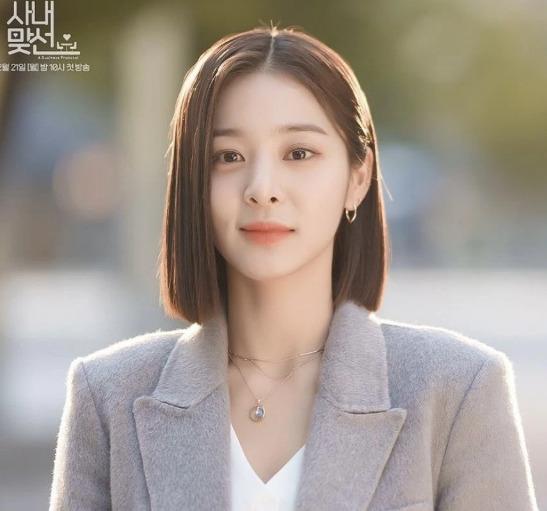 Kiểu tóc ngắn của nữ phụ Hẹn Hò Chốn Công Sở gây sốt-1