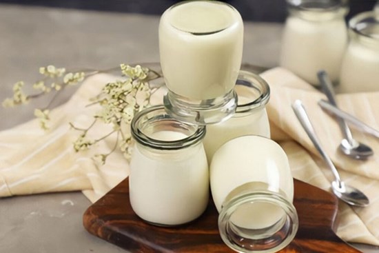Bí kíp làm sữa chua từ sữa đặc tại nhà cực đơn giản, ăn nhiều đẹp da, tăng sức đề kháng mùa dịch