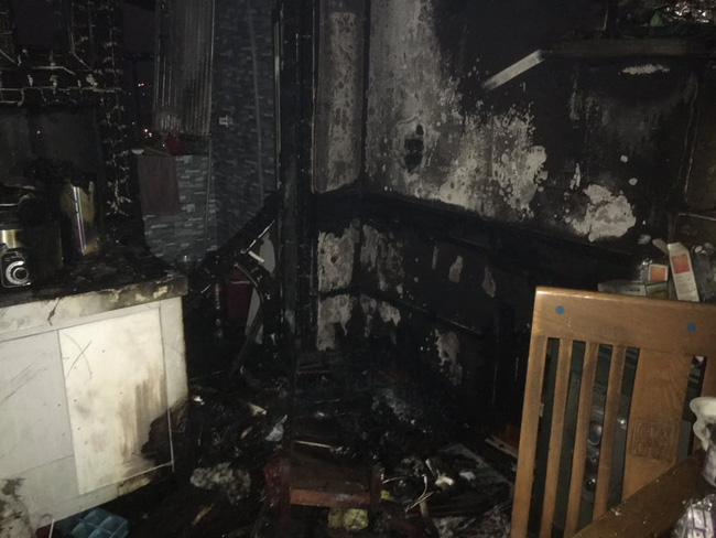Hà Nội: Cháy tại chung cư HH Linh Đàm lúc chủ nhà đi vắng, nhiều tài sản bị thiêu rụi-4