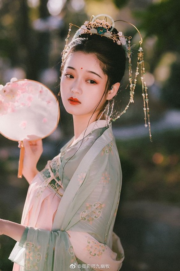 Tháng 3 âm lịch là thời điểm mưa thuận gió hòa với những người mệnh Thổ tuổi này, làm gì cũng nên tranh thủ thời cơ để thắng lớn-1