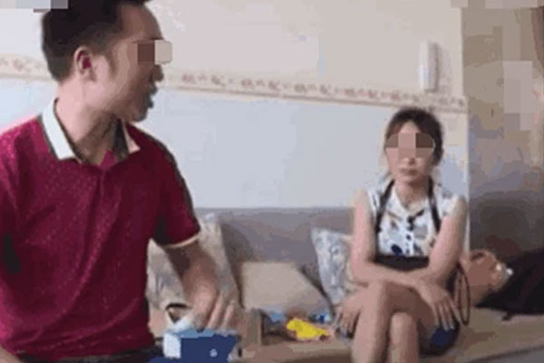 Chồng nghi ngờ con trai không phải con ruột, vợ làm ra hành động kinh hoàng khiến tất cả sốc nặng-1