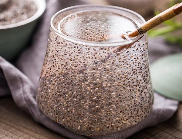 Loại hạt bé nhỏ chống ung thư rất tốt: Pha với nước ấm uống buổi sáng còn bổ xương khớp, giảm cân nặng nhưng có 3 nhóm người phải tránh sử dụng-2