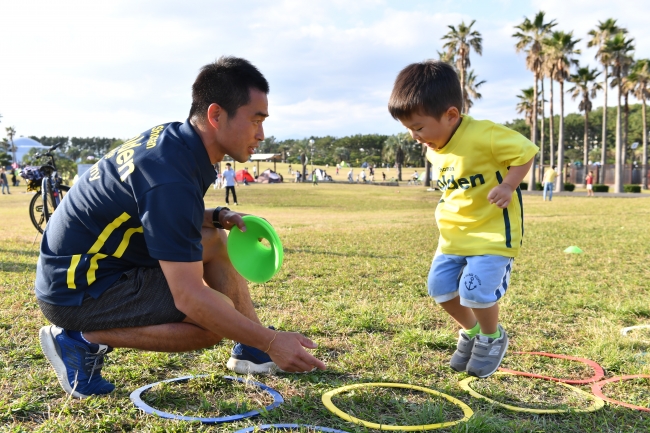 Nghiên cứu của ĐH New York: Khi trẻ bắt đầu đi học, cách phát triển não bộ tốt nhất cho trẻ không phải đọc sách mà là điều đơn giản này-3