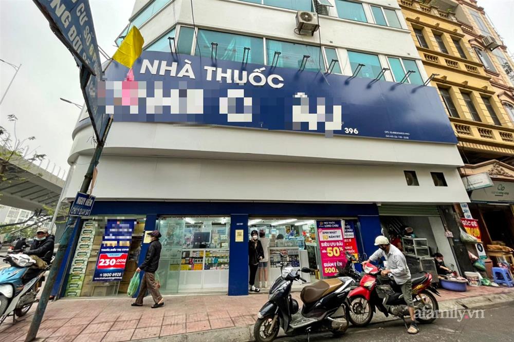 Dịch COVID-19 hạ nhiệt, nhà thuốc tại Hà Nội không còn cảnh tranh giành mua thuốc, kit test-2