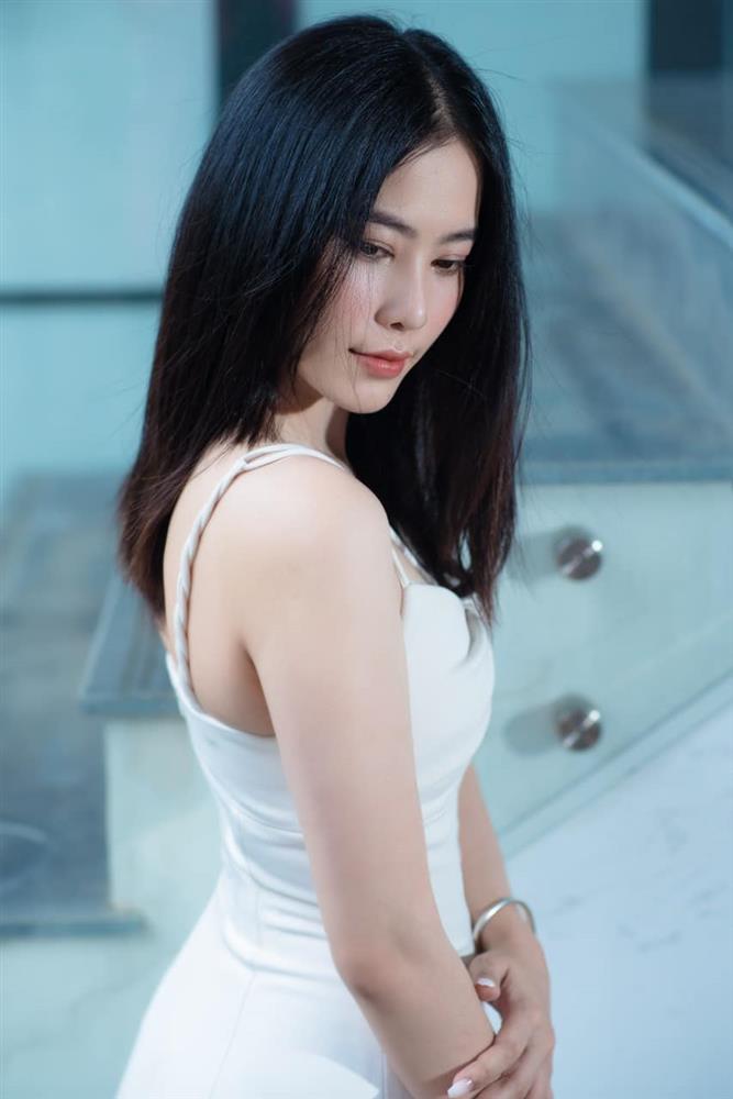 Đào mộ lại kiểu tóc của Nam Em: Từng được khen đẹp như Lisa, nhưng lúc lại sởn da gà như ma nữ-3