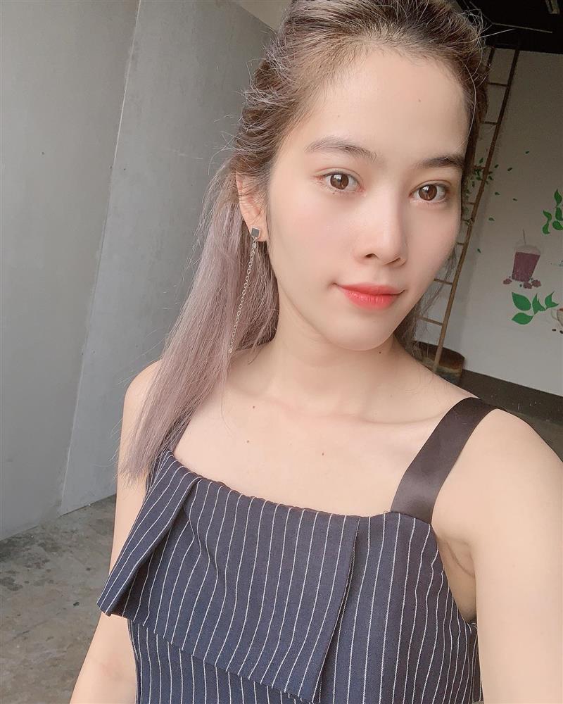 Đào mộ lại kiểu tóc của Nam Em: Từng được khen đẹp như Lisa, nhưng lúc lại sởn da gà như ma nữ-12