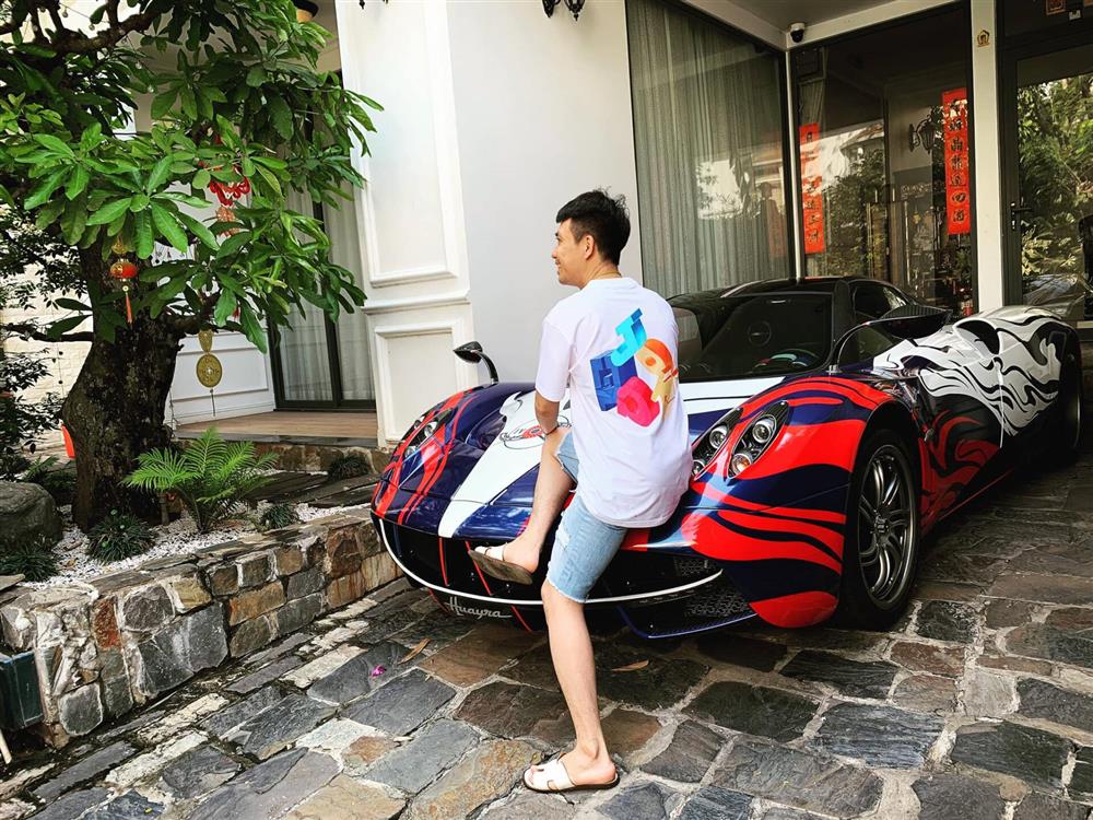 Biệt thự triệu đô của đại gia Minh Nhựa, rộng thế vẫn bị phàn nàn thiếu chỗ để xe-8