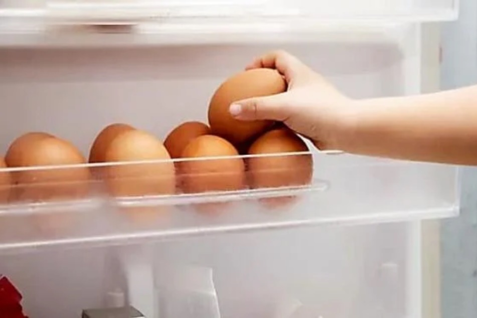 Để trứng ở cánh tủ lạnh là dại: Phương pháp bảo quản trứng gà chuẩn, để cả năm vẫn ngon-1