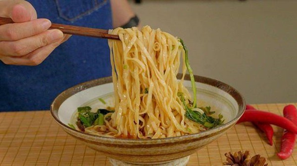 Nguyên tắc 5 ăn - 4 bỏ trong bữa cơm mà người tiểu đường cần nhớ để không làm đường huyết tăng vọt, gây biến chứng tim mạch và mạch máu não-2