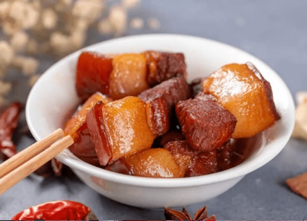 Nguyên tắc 5 ăn - 4 bỏ trong bữa cơm mà người tiểu đường cần nhớ để không làm đường huyết tăng vọt, gây biến chứng tim mạch và mạch máu não-3