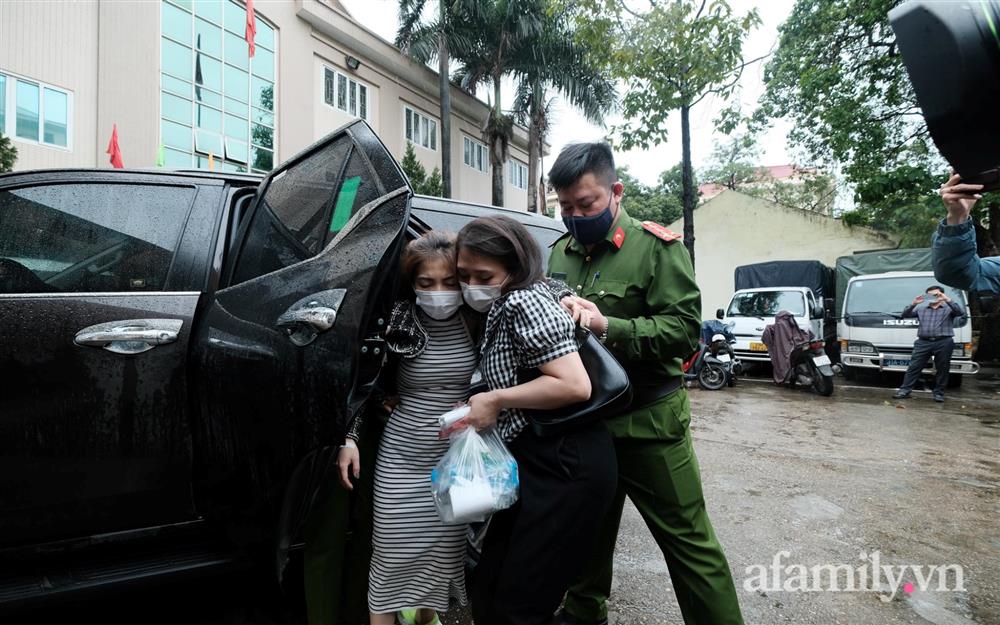Vụ cháy nhà 6 người thương vong ở Hà Nội: Nghi phạm vờ mang thai để níu kéo tình cảm, liên tục ngất xỉu không hợp tác với công an-3