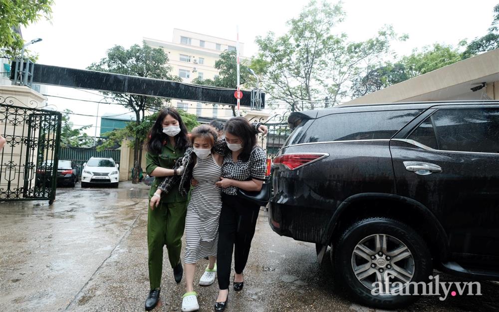 Vụ cháy nhà 6 người thương vong ở Hà Nội: Nghi phạm vờ mang thai để níu kéo tình cảm, liên tục ngất xỉu không hợp tác với công an-5