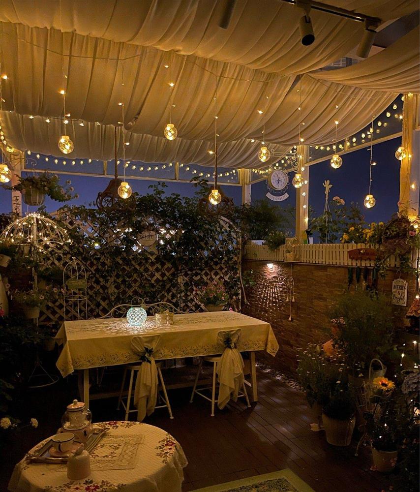 Mẹ đảm khéo biến sân thượng thành khu vườn bốn mùa khiến hàng xóm sang chơi khen không ngớt lời-20