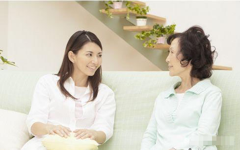 Tôi về nhà mẹ đẻ cầu cạnh anh trai, không ngờ bị mẹ chồng bạt tai vì lý do này-1