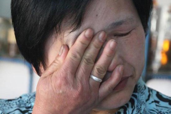 Tôi về nhà mẹ đẻ cầu cạnh anh trai, không ngờ bị mẹ chồng bạt tai vì lý do này