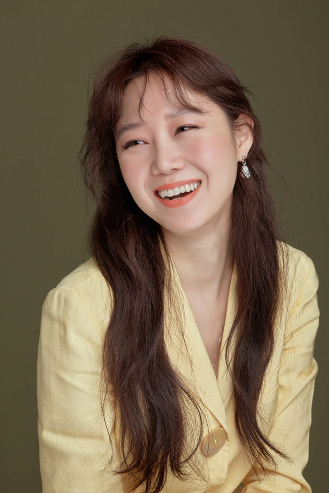 Không phải Cá Tháng 4! Gong Hyo Jin sẽ kết hôn với bạn trai kém 10 tuổi ngay sau khi nhận hoa cưới của Son Ye Jin?-3
