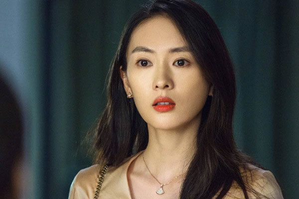 Em chồng nhập viện tôi mang 5 triệu đến, khi ngồi ở cửa nghe em nói chuyện với mẹ chồng, tôi về nhà lấy thêm 150 triệu nữa-1