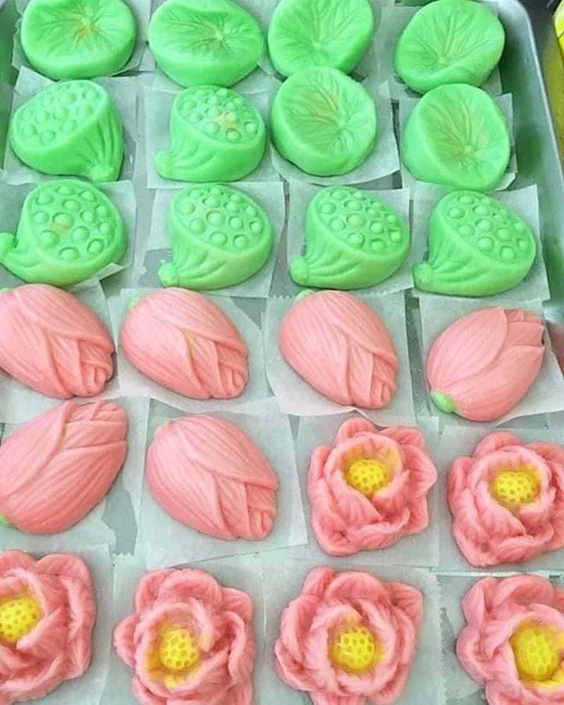 Chợ Tết Hàn thực: Bánh trôi hoa sen, hàng lạ sốt xình xịch-2