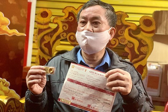 Giá vàng hôm nay 2/4: Bất ổn kéo dài, vàng giảm giá