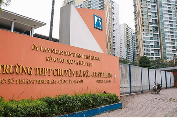 Vụ nam sinh cấp 3 nhảy lầu để lại thư tuyệt mệnh: Nhà trường nói gì?-1