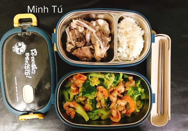 Cô gái Phú Thọ đảm đang chăm chồng, thực đơn hộp cơm mùa dịch ông xã mang đi làm ngon hết nước chấm-2