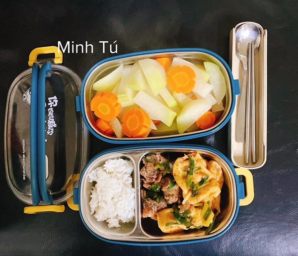 Cô gái Phú Thọ đảm đang chăm chồng, thực đơn hộp cơm mùa dịch ông xã mang đi làm ngon hết nước chấm-16