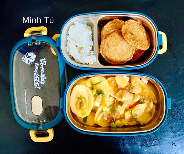 Cô gái Phú Thọ đảm đang chăm chồng, thực đơn hộp cơm mùa dịch ông xã mang đi làm ngon hết nước chấm-18