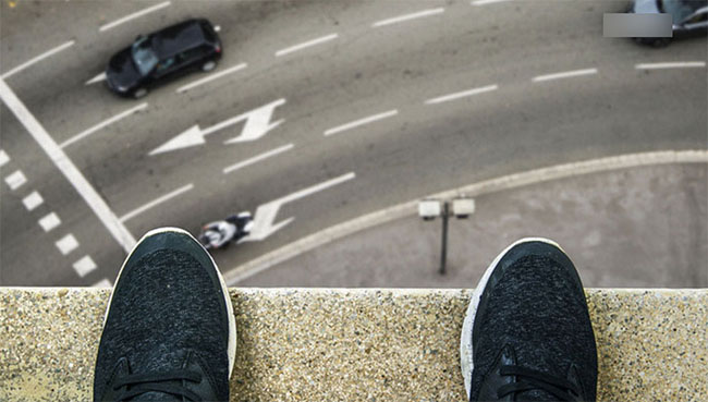 Vụ nam sinh 16 tuổi nhảy lầu 28 tự tử: Khi mình mất đi thì chỉ có cha mẹ đau lòng nhất còn những người khác cũng sẽ quên mình nhanh thôi…”-1