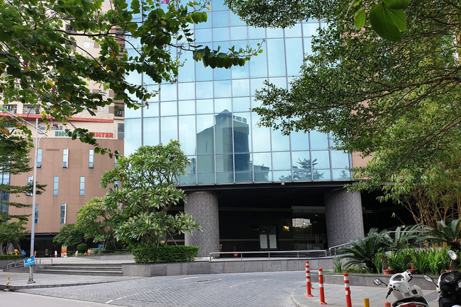 Phát tán clip và thư tuyệt mệnh của nam sinh trường chuyên nhảy lầu tự tử: Phải chịu trách nhiệm hình sự nếu gây hậu quả nghiêm trọng-1