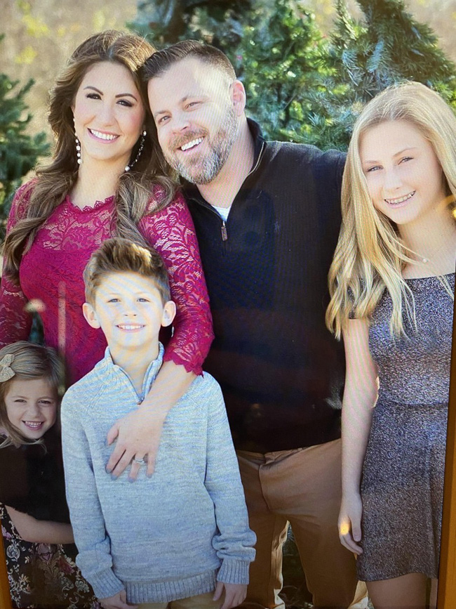 Câu chuyện xé lòng về 3 gia đình có con tự tử: Những dấu hiệu tử thần không ai để ý và cách thức để sửa chữa tất cả-2