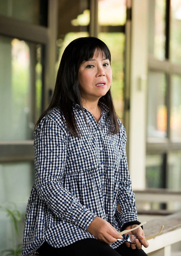 Ca sĩ Ánh Tuyết: Bỏ showbiz ở ẩn, tuổi già bệnh tật nhưng giàu có, sở hữu biệt thự 7000m2-3