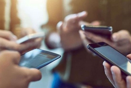 Nhiều nền tảng xuyên biên giới gỡ video và thư tuyệt mệnh của nam sinh 16 tuổi rơi từ tầng cao